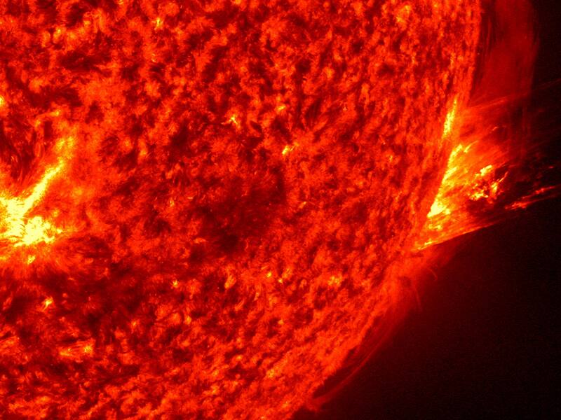 Gran erupción solar observada por un telescopio espacial